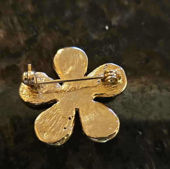 Multicolor Flower Brooch - Picture 2 of 3